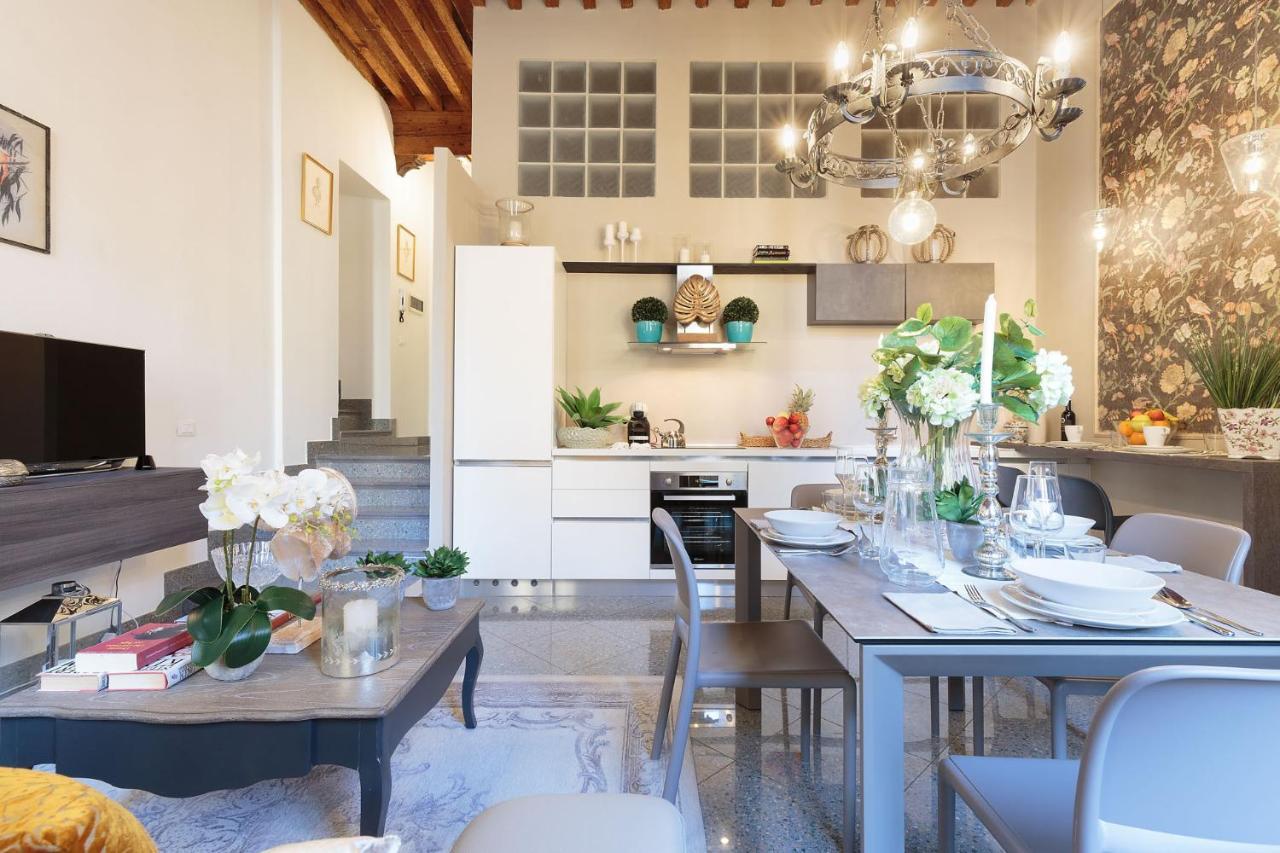 Appartamento Casa Arias Lucca Esterno foto