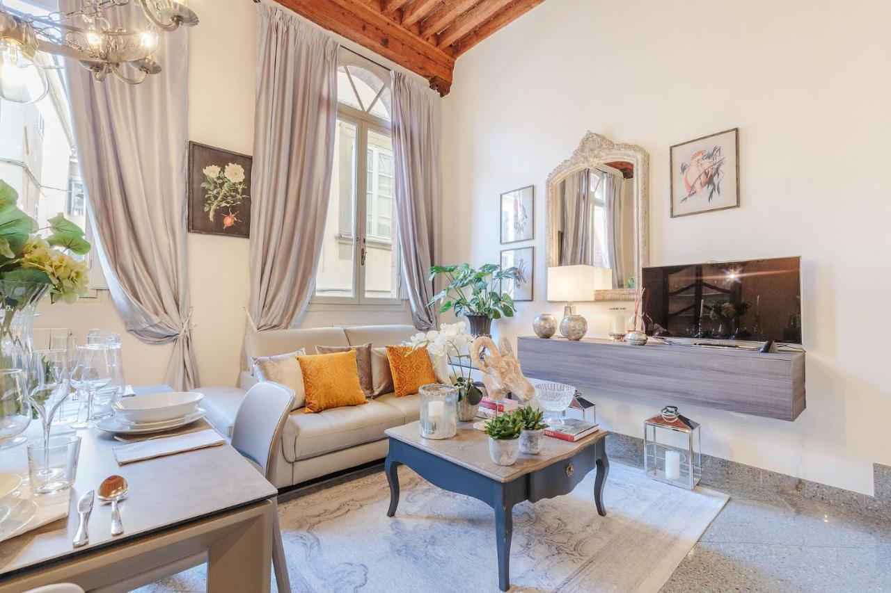 Appartamento Casa Arias Lucca Esterno foto